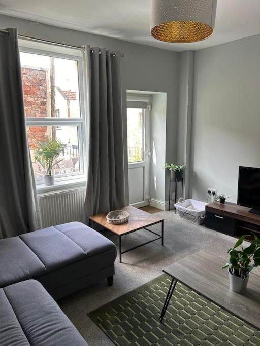 Three Storey Clifton Town House Holiday home