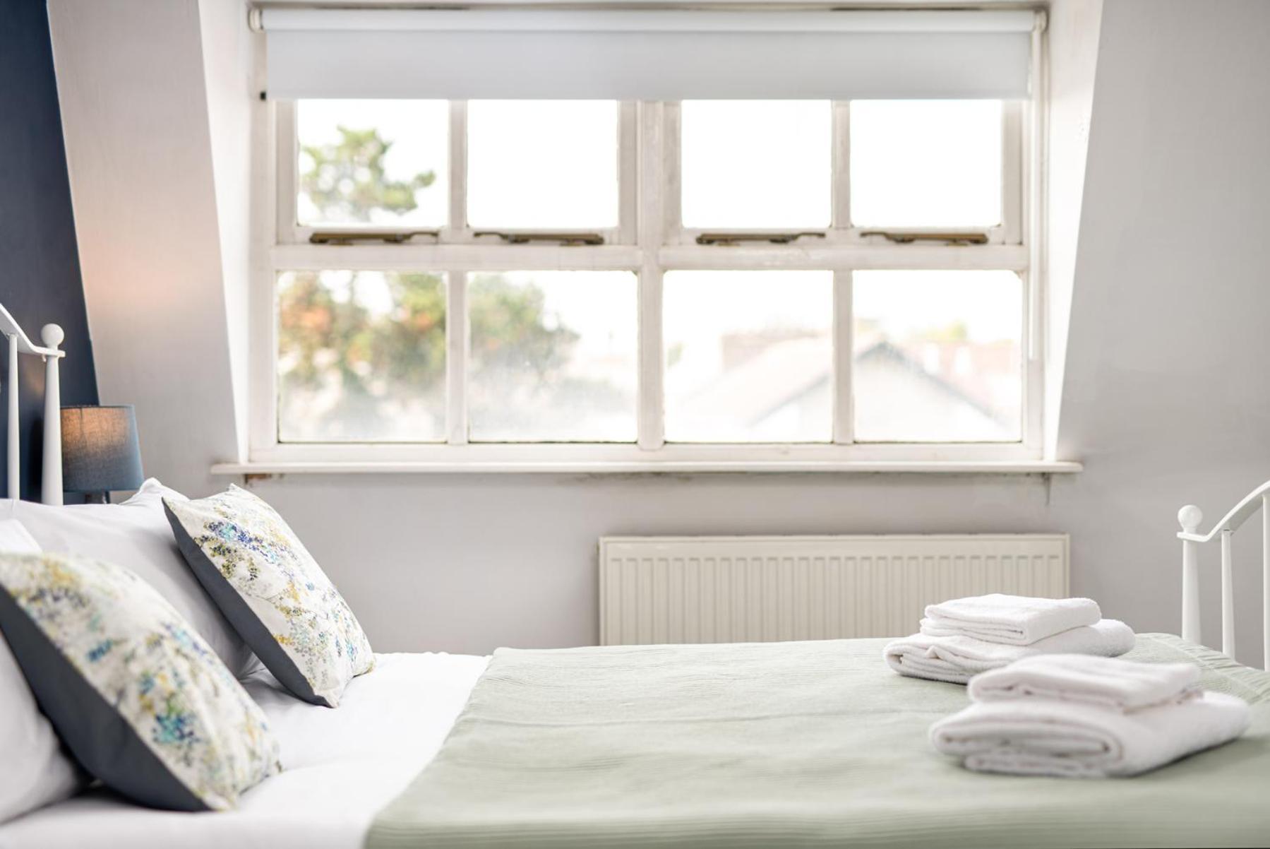 Flat-2bed-free Parking-by Fabaccommodation Bristol