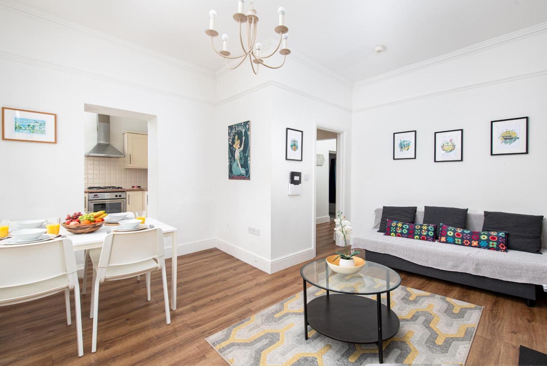 Flat-2bed-free Parking-by Fabaccommodation Apartment Bristol