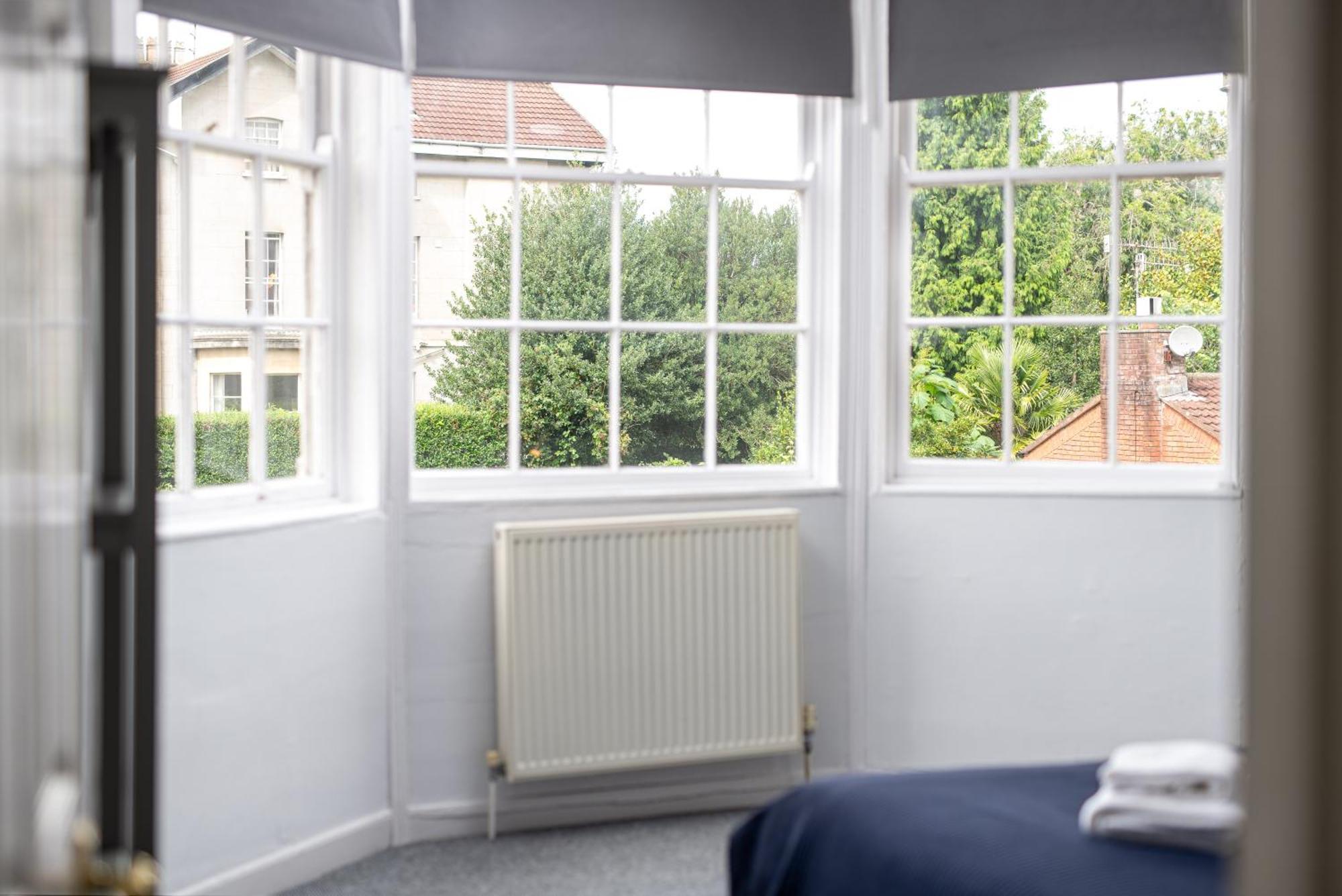 Apartment Flat-2bed-free Parking-by Fabaccommodation