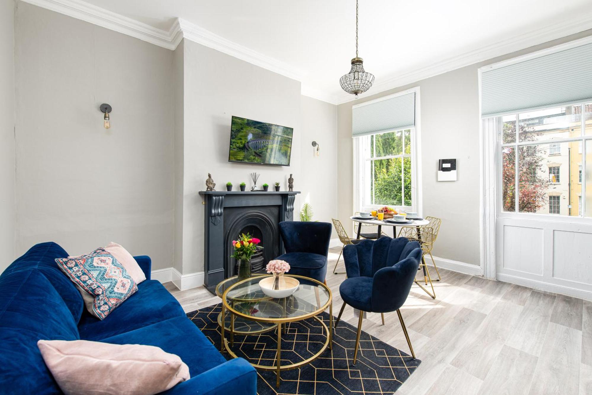Flat-2bed-free Parking-by Fabaccommodation *