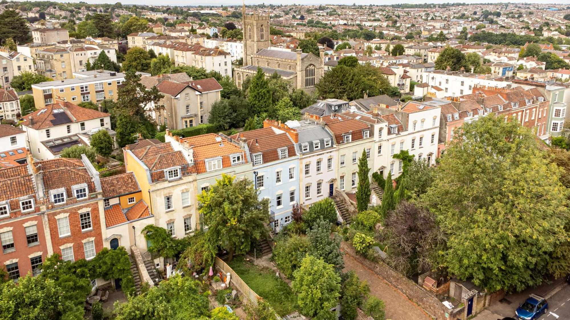 Flat-2bed-free Parking-by Fabaccommodation Apartment Bristol