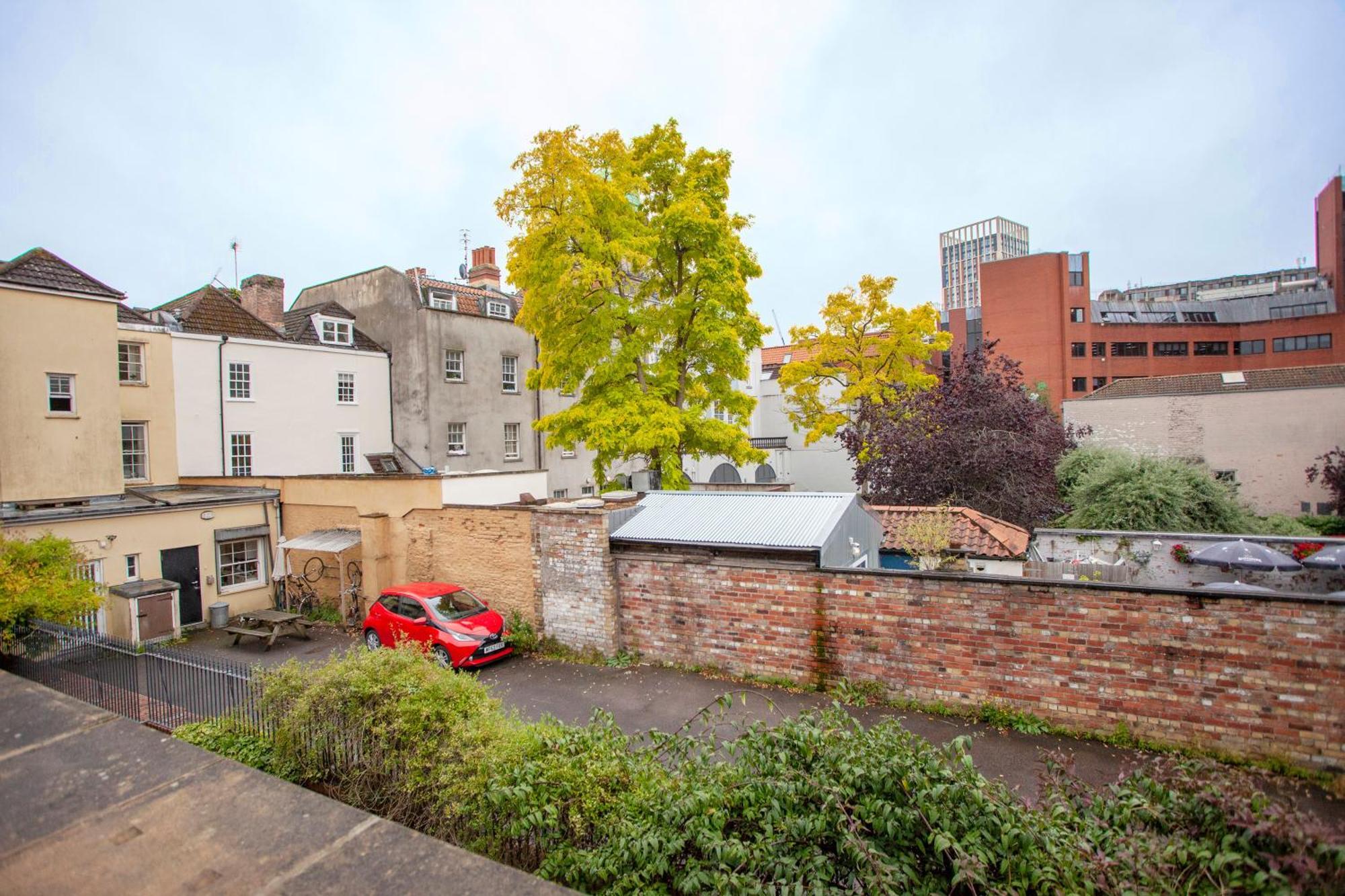 Higgihaus Cabot Mews #25 Fantastic Apartment