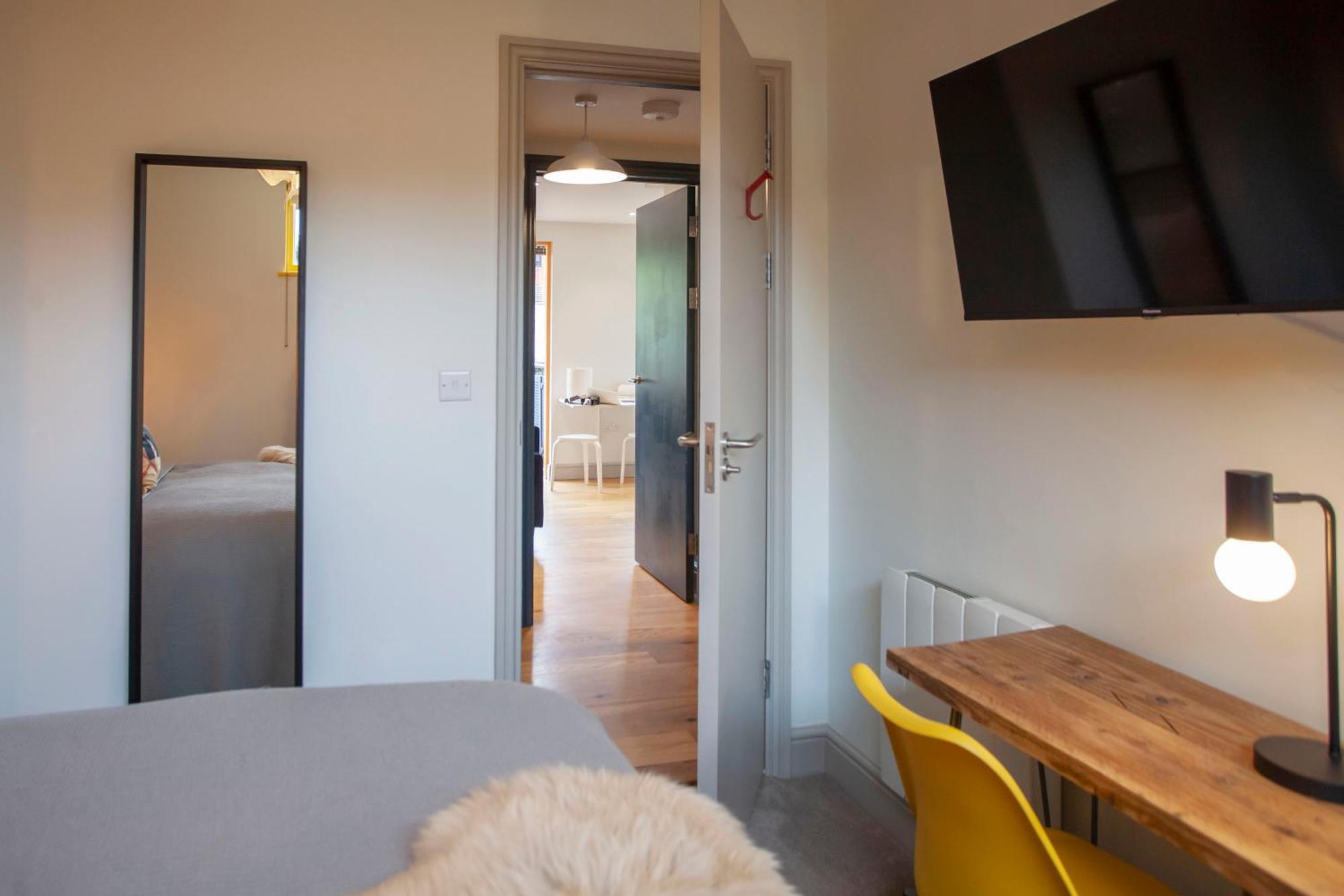 Higgihaus Cabot Mews #25 Fantastic