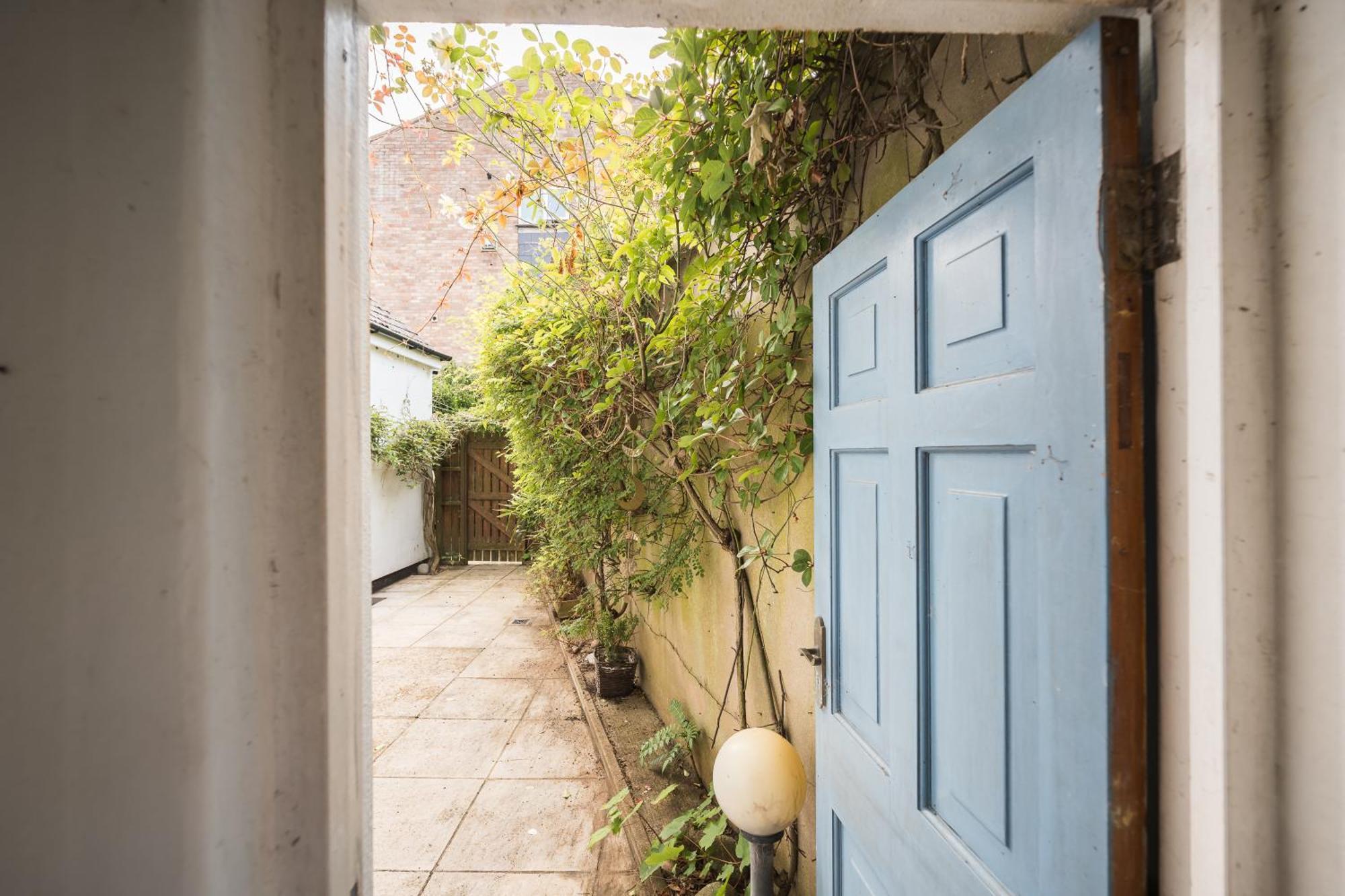 Villa Luxurious Victorian In Charming Cotham