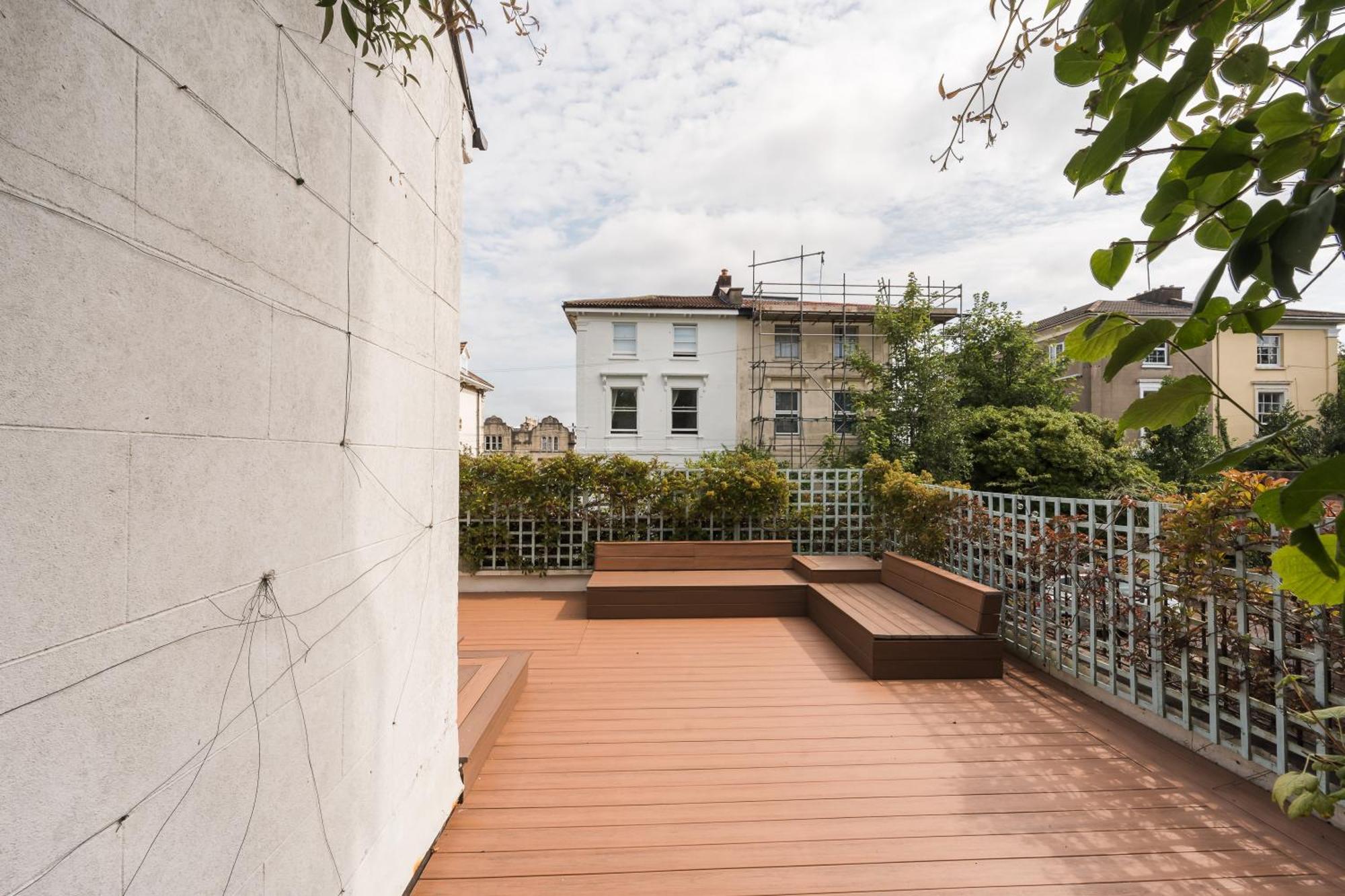 Luxurious Victorian In Charming Cotham Villa Bristol