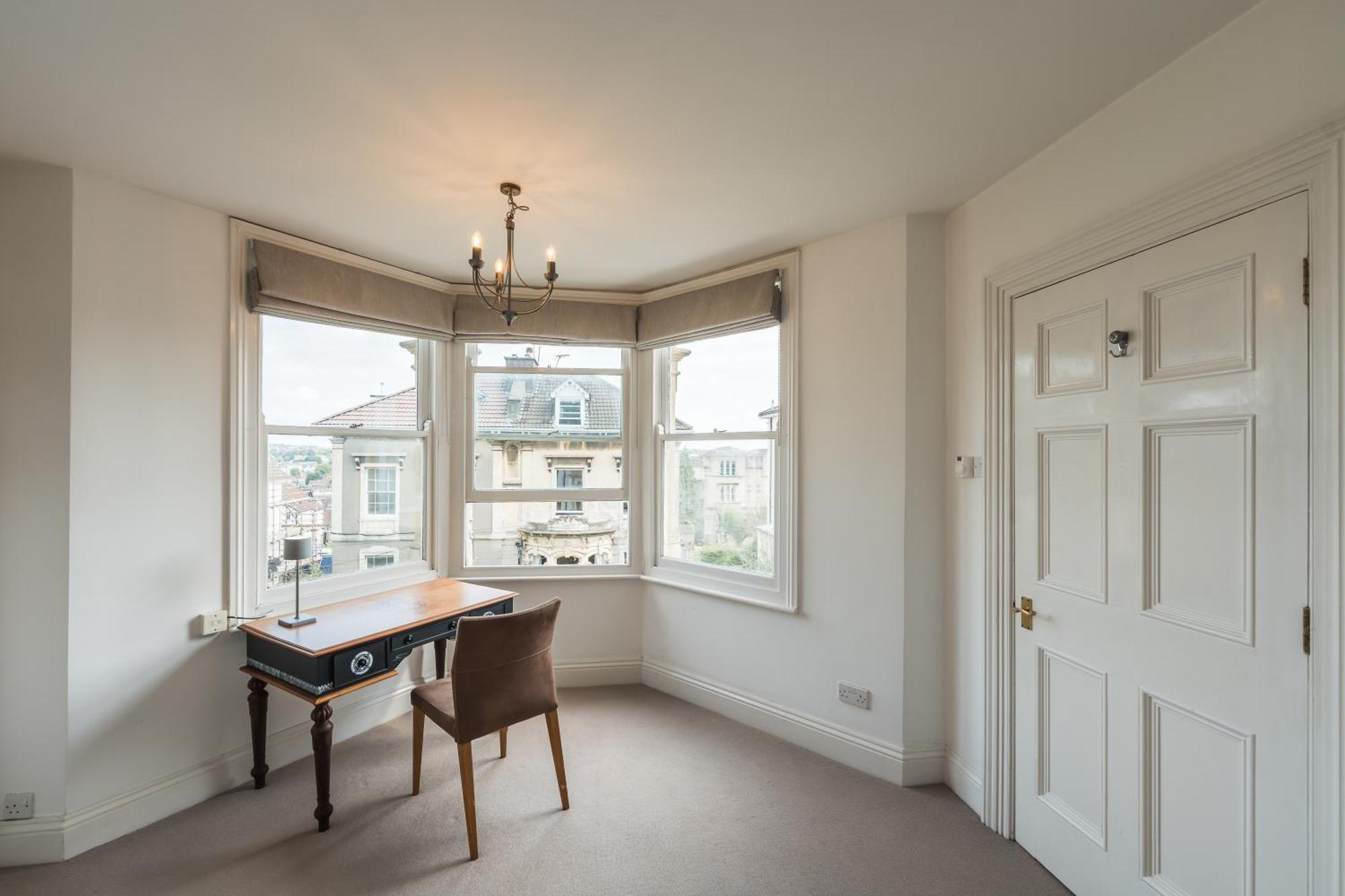 Luxurious Victorian In Charming Cotham * Bristol