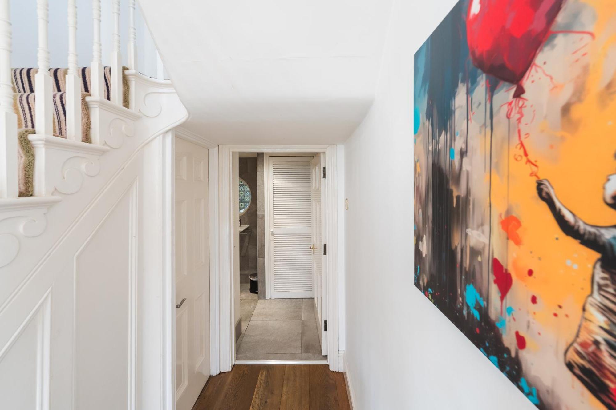 Villa Luxurious Victorian In Charming Cotham *