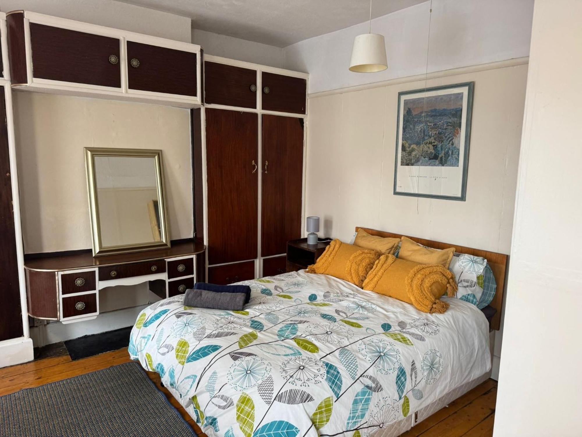Bluebell House Apartment *