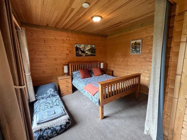 The 'shed' Log Cabin, Bishop Sutton * Bristol