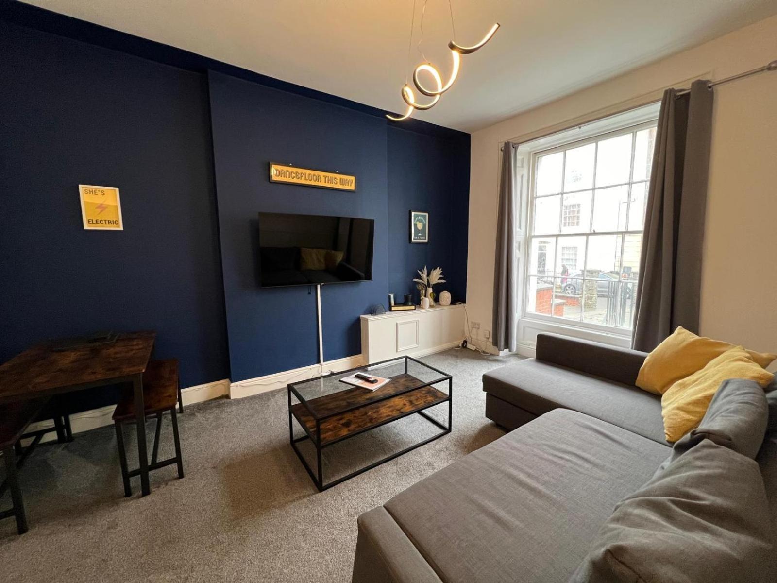 Cosy Meridian Place By Prescott Apartment