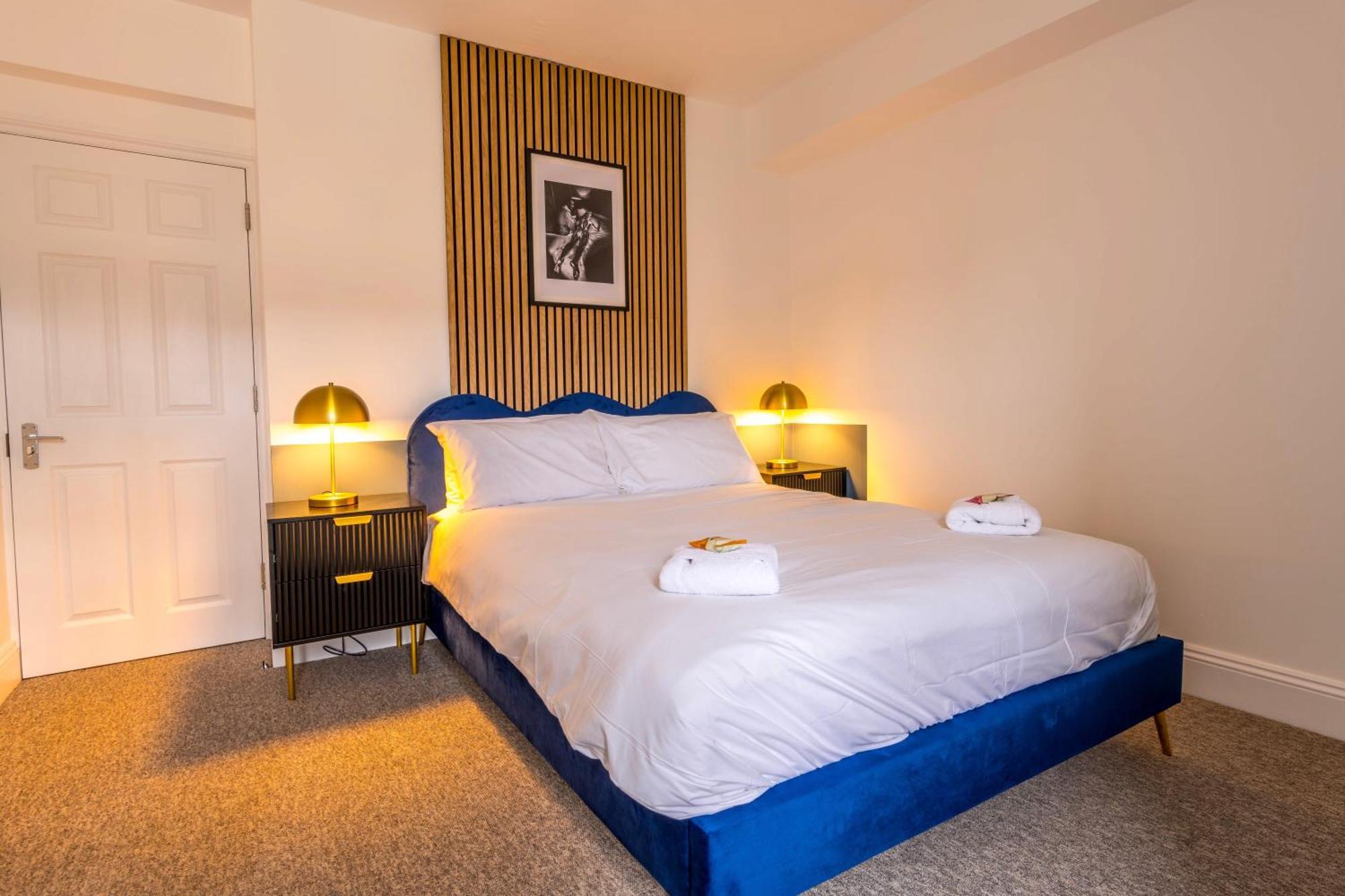 Apartment Unique Skyfall With Free Parking For Families & Business By Prescott Apartments *