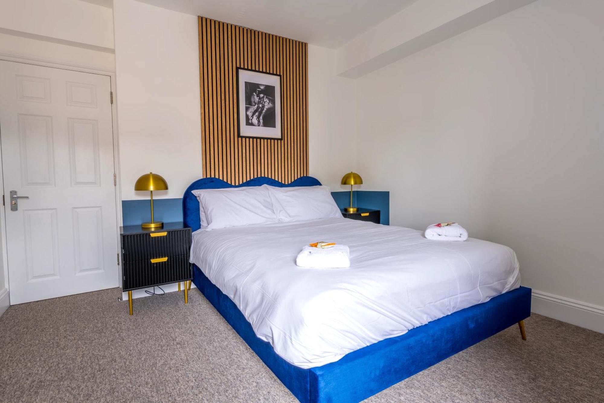 Unique Skyfall With Free Parking For Families & Business By Prescott Apartments Apartment *