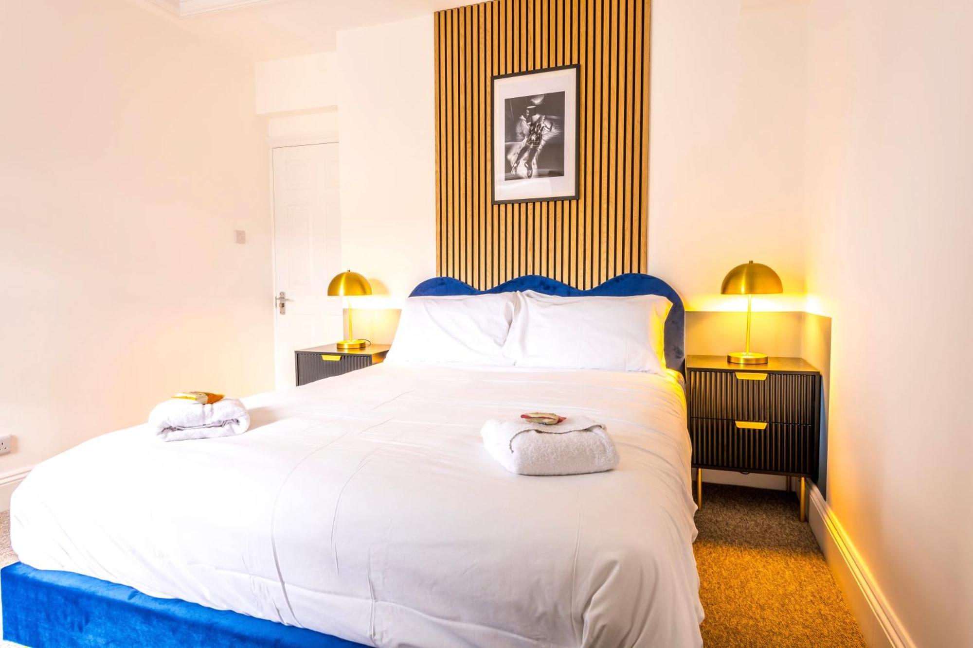 Apartment Unique Skyfall With Free Parking For Families & Business By Prescott Apartments