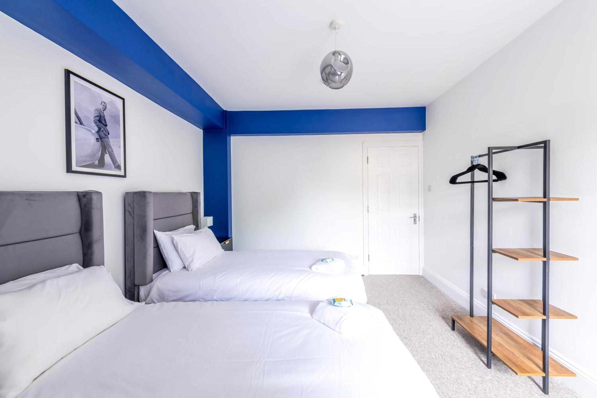 Unique Skyfall With Free Parking For Families & Business By Prescott Apartments Bristol