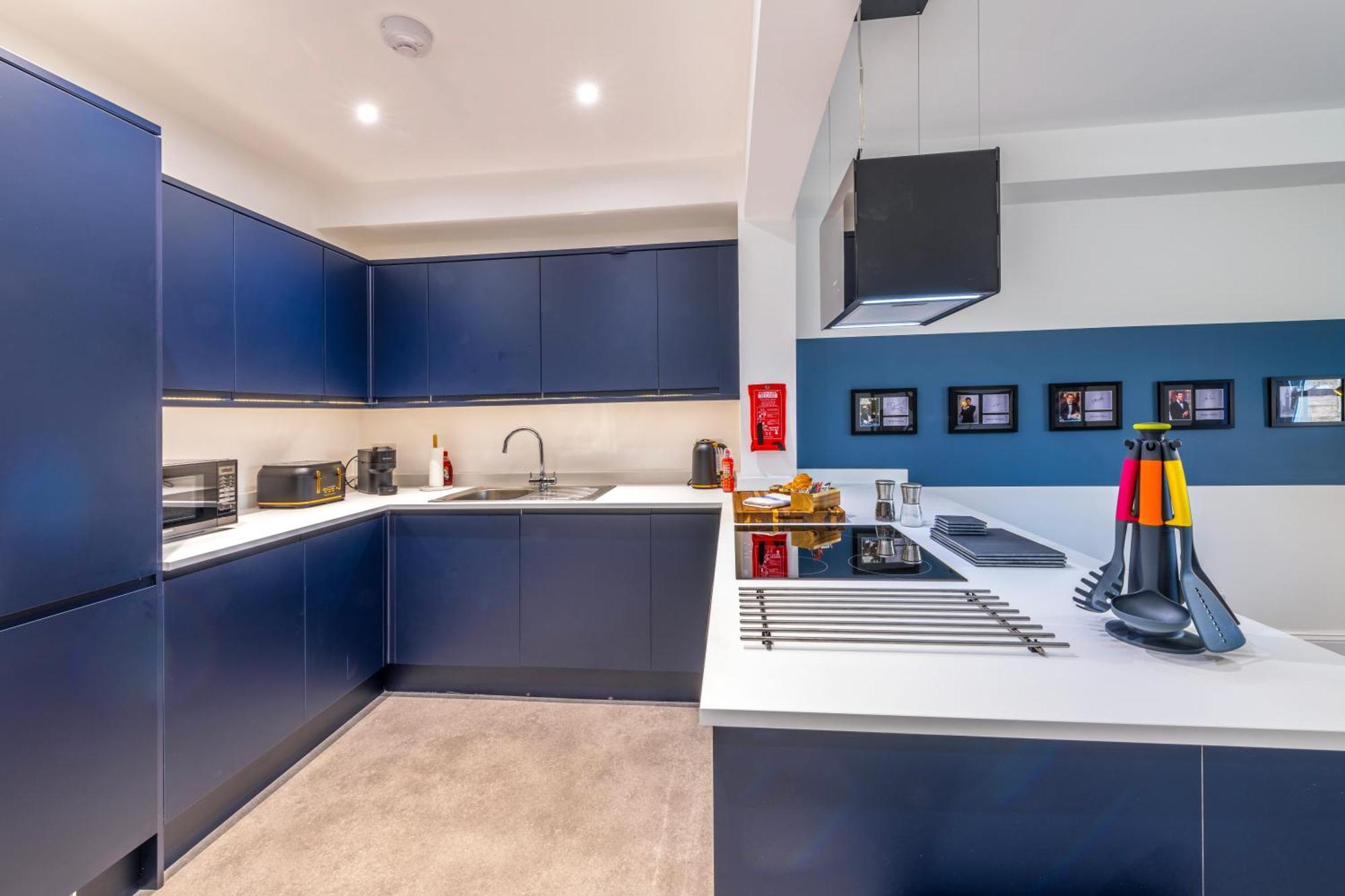 Unique Skyfall With Free Parking For Families & Business By Prescott Apartments *