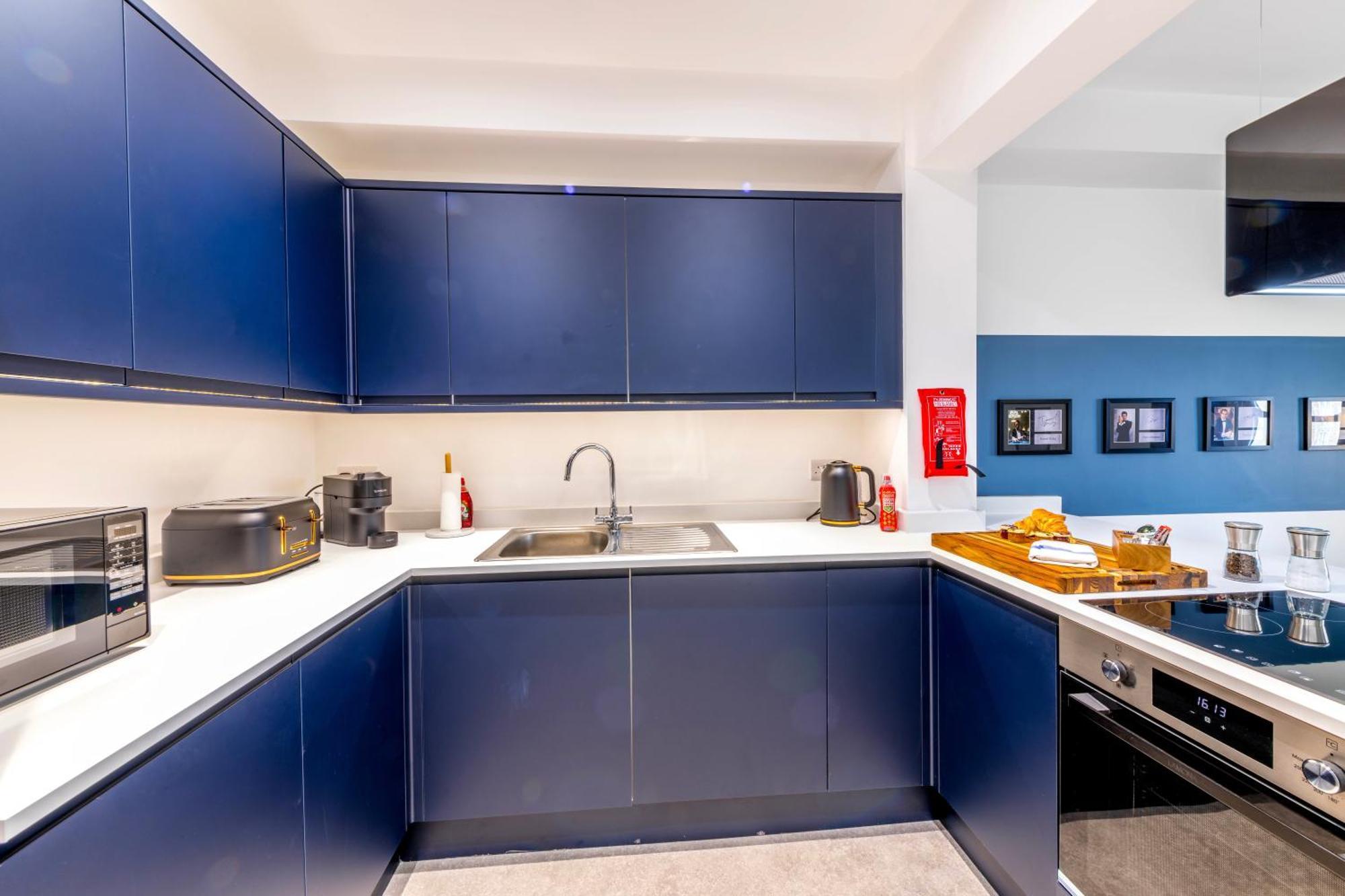 Unique Skyfall With Free Parking For Families & Business By Prescott Apartments