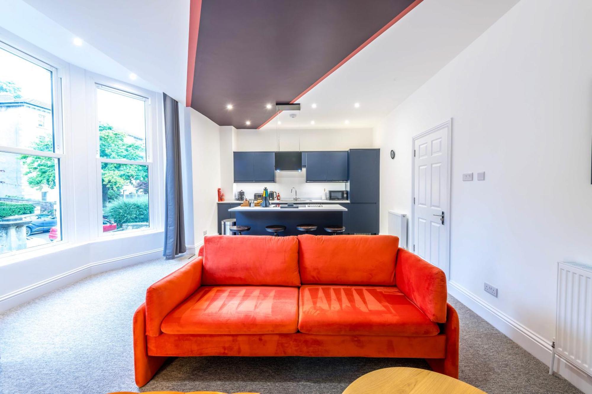 Apartment Unique Silverstone With Free Parking By Prescott
