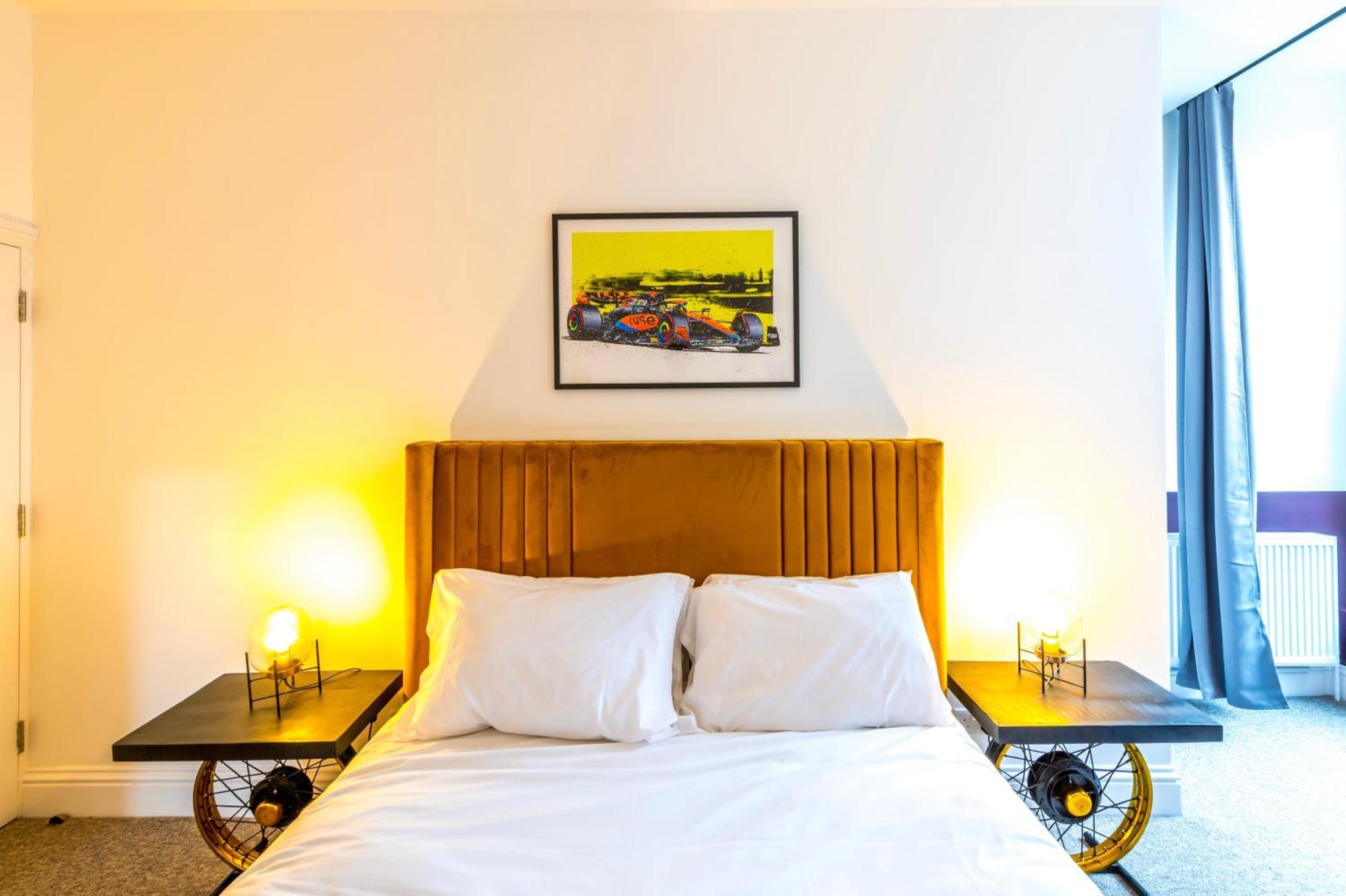 Unique Silverstone With Free Parking By Prescott * Bristol