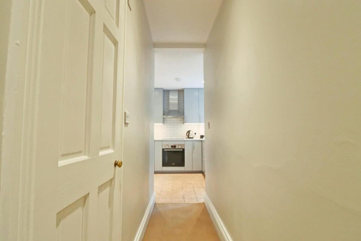 Lovely Alma Vale One Bedroom Flat * Bristol