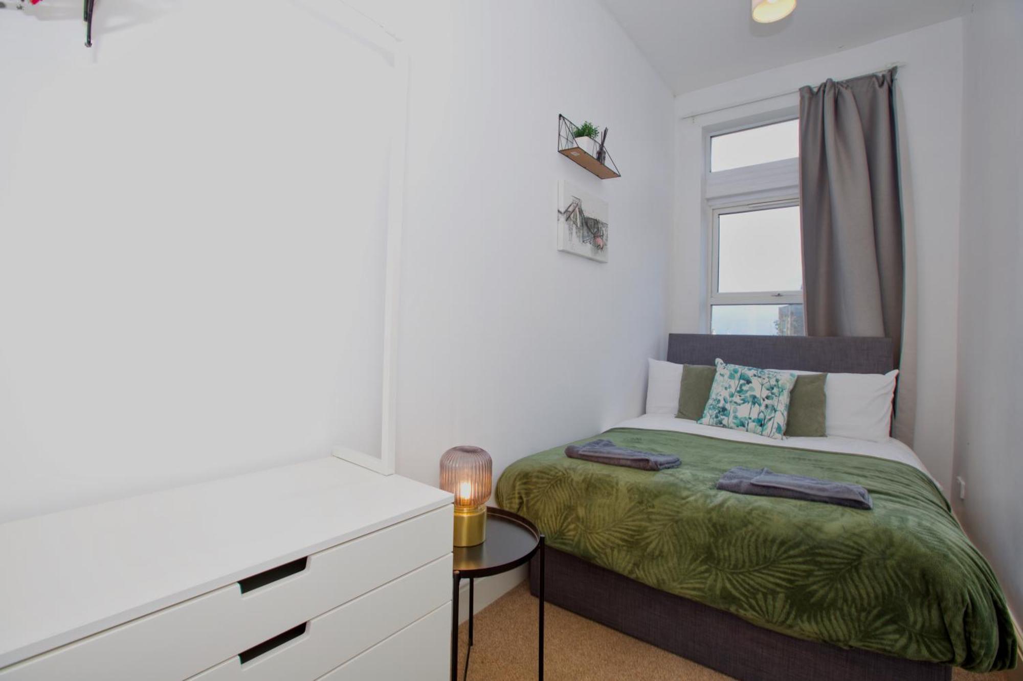 Apartment Temple Meads Station: Stylish 3-bed With Free Parking Bristol