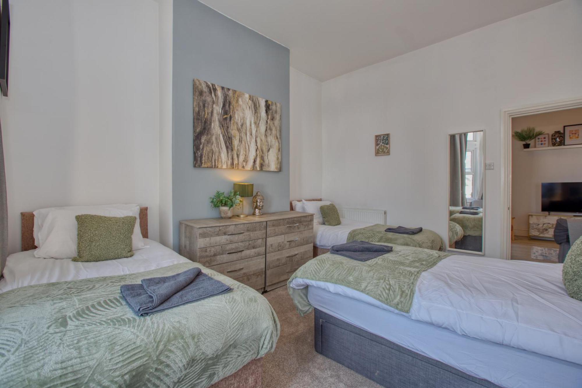 Apartment Temple Meads Station: Stylish 3-bed With Free Parking Bristol