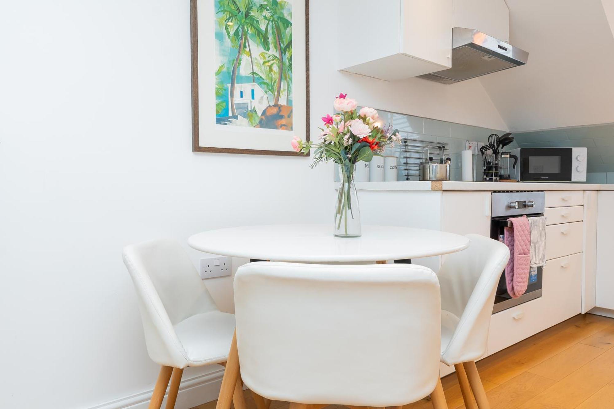 The Old Wire Factory - 2 Bed, Close To Centre, Fast Wifi, Comfortable From Bristol
