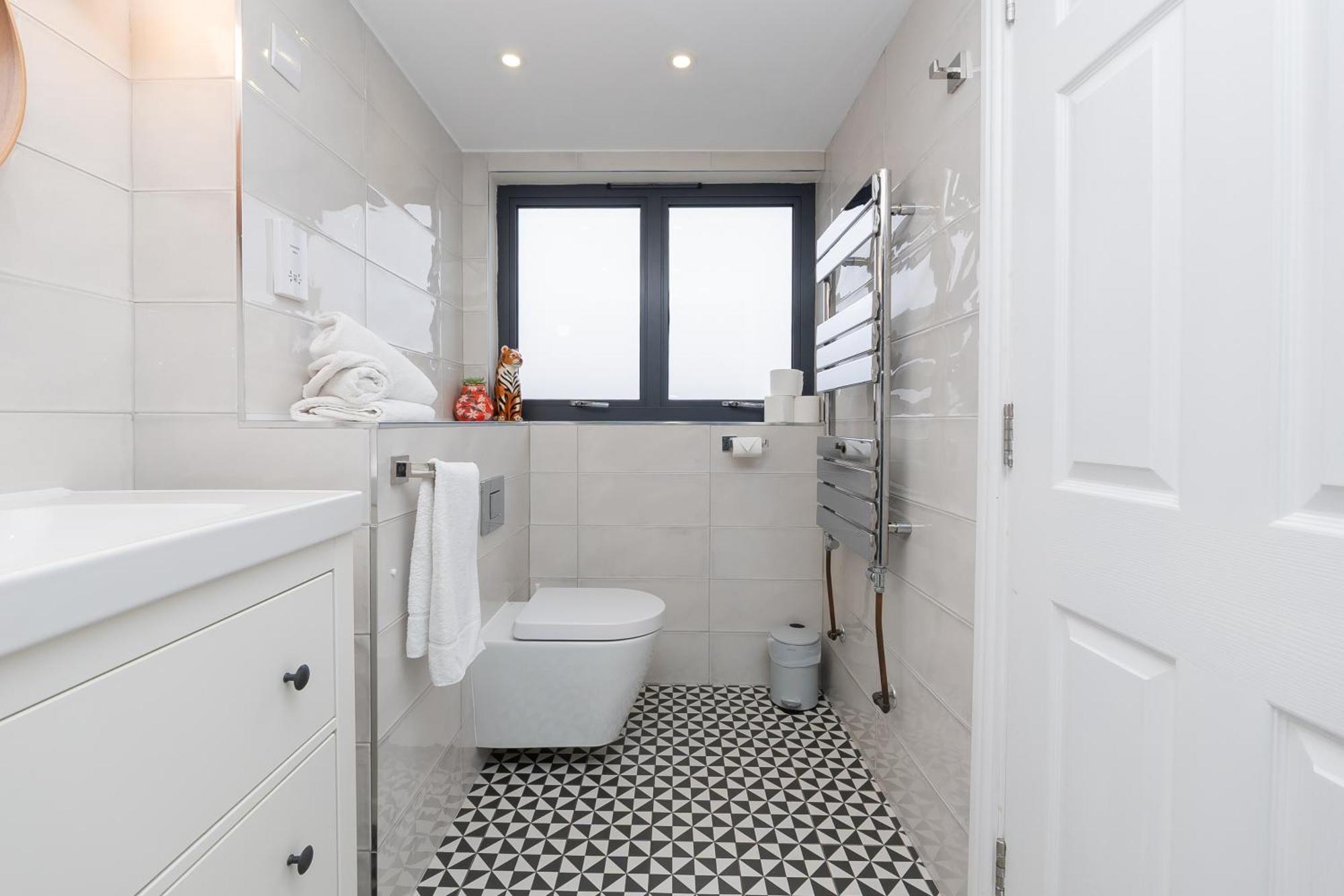 The Old Wire Factory - 2 Bed, Close To Centre, Fast Wifi, Comfortable From Apartment