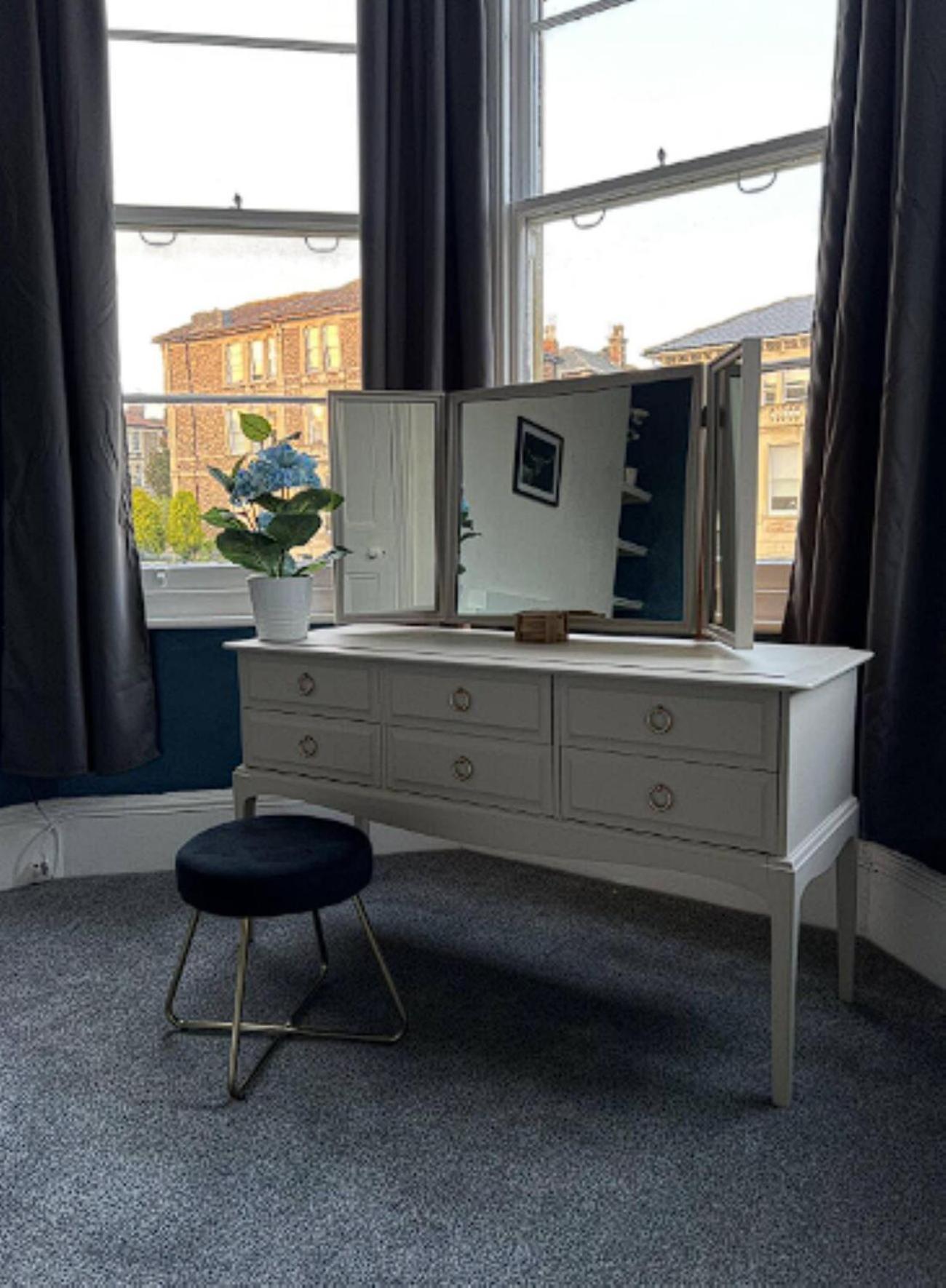 Centralised Osborne House With Free Parking By Prescott Apartments * Bristol