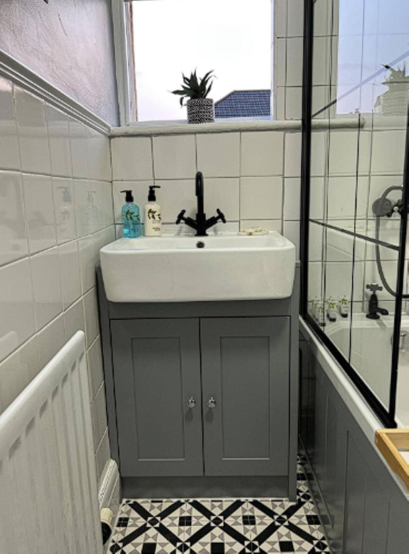 Centralised Osborne House With Free Parking By Prescott Apartments *