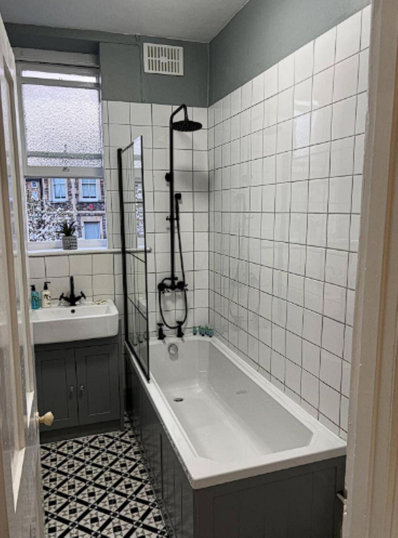 Centralised Osborne House With Free Parking By Prescott Apartments