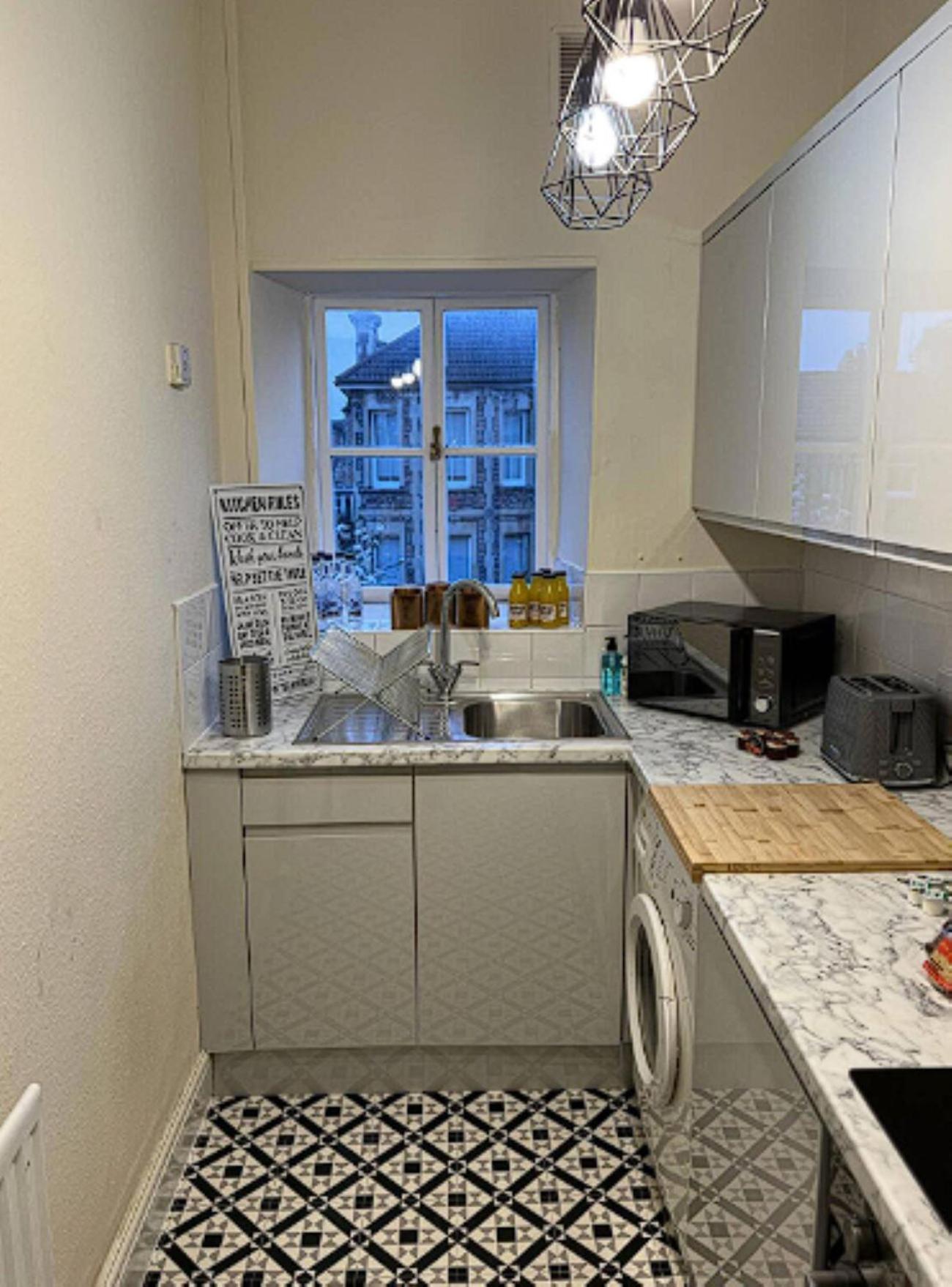 Centralised Osborne House With Free Parking By Prescott Apartments