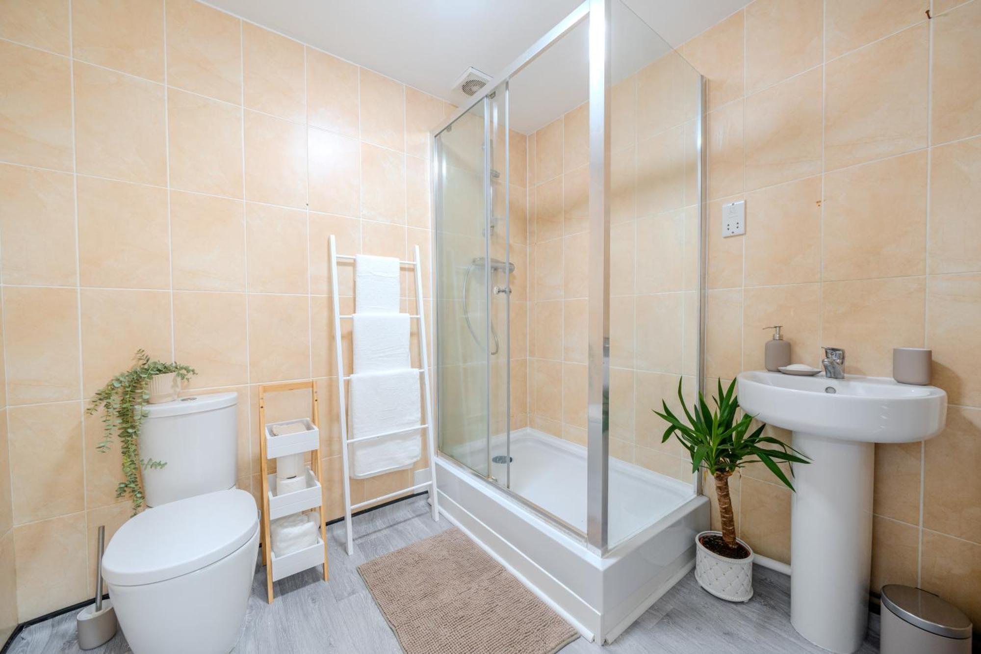 Fishponds Flat
