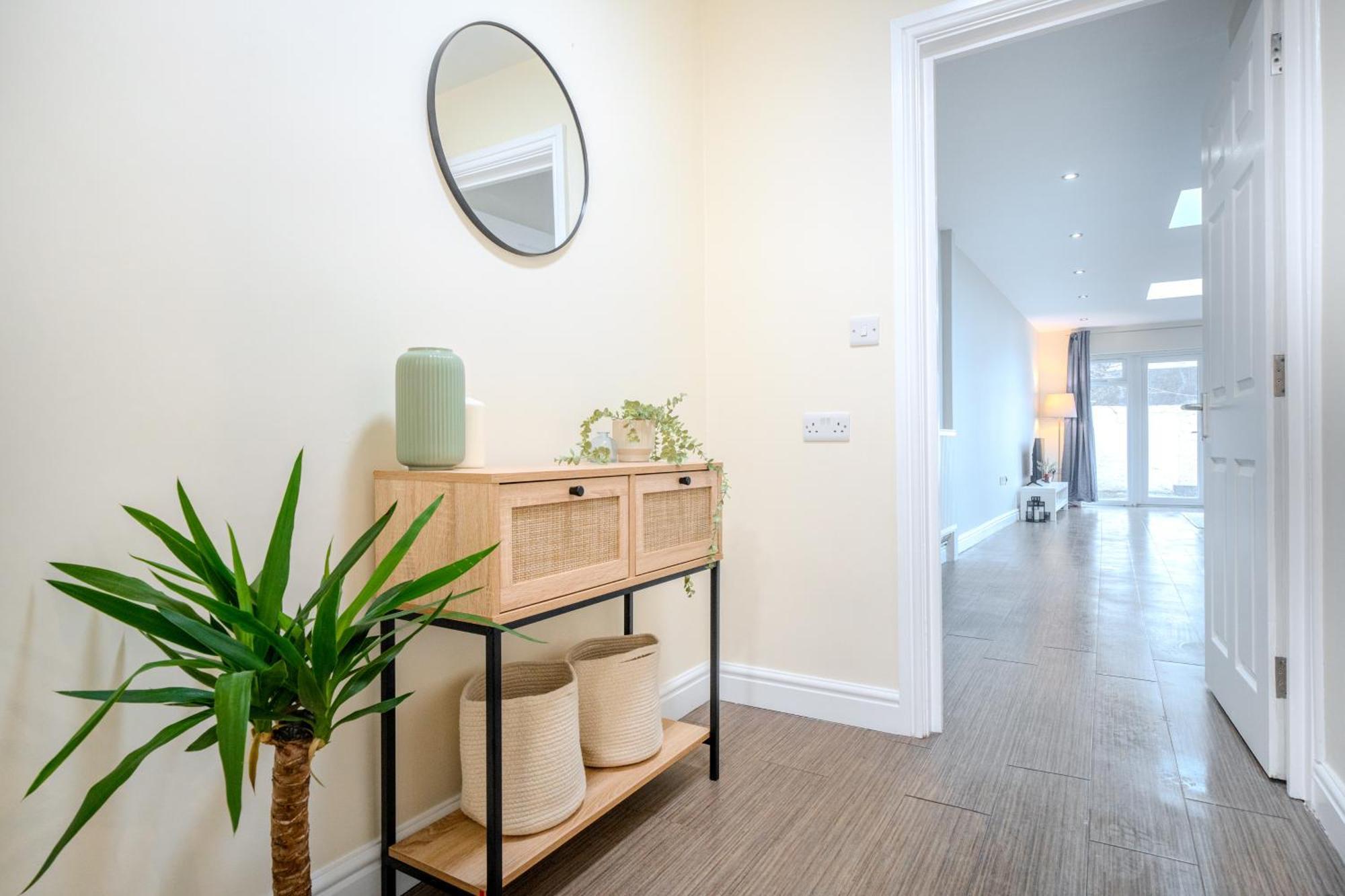 Apartment Fishponds Flat