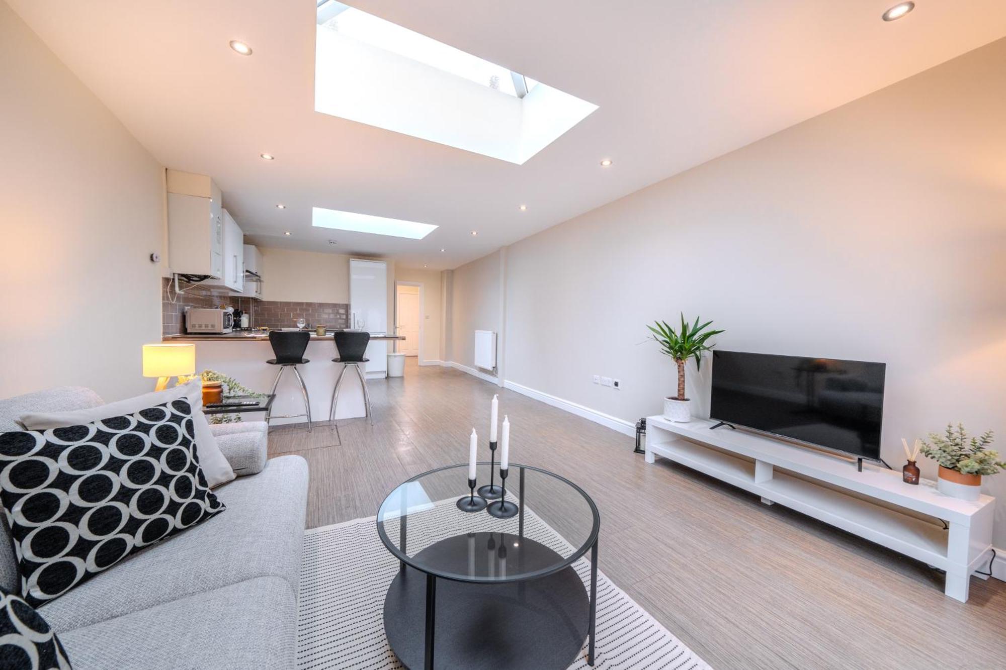Apartment Fishponds Flat