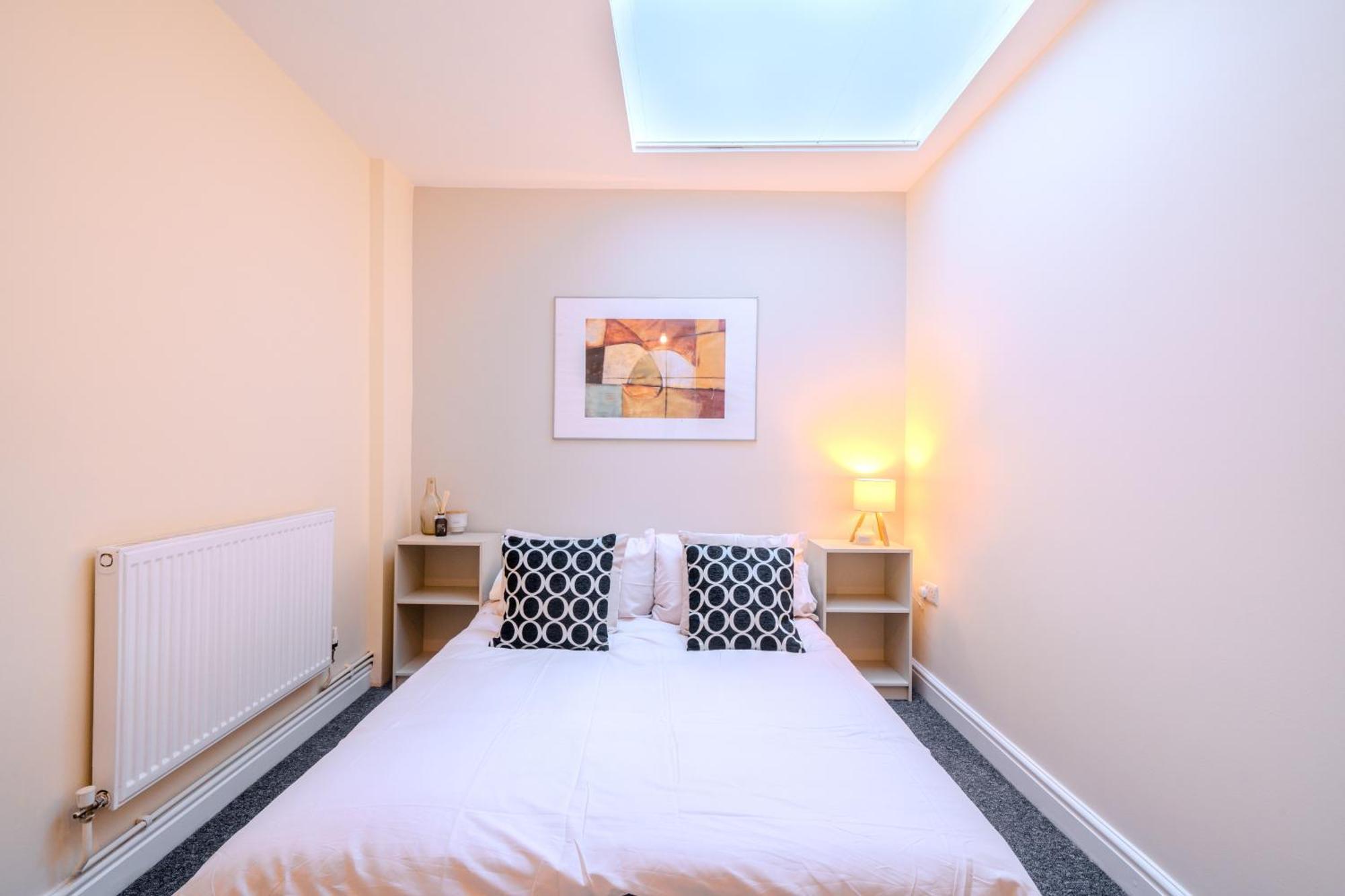 Fishponds Flat Apartment Bristol