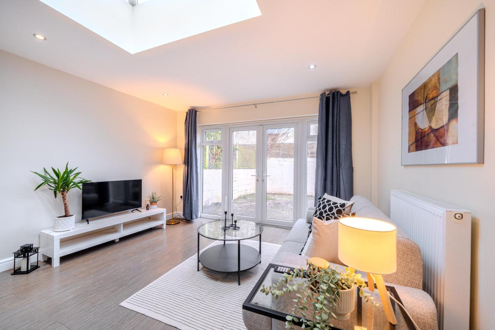 Apartment Fishponds Flat