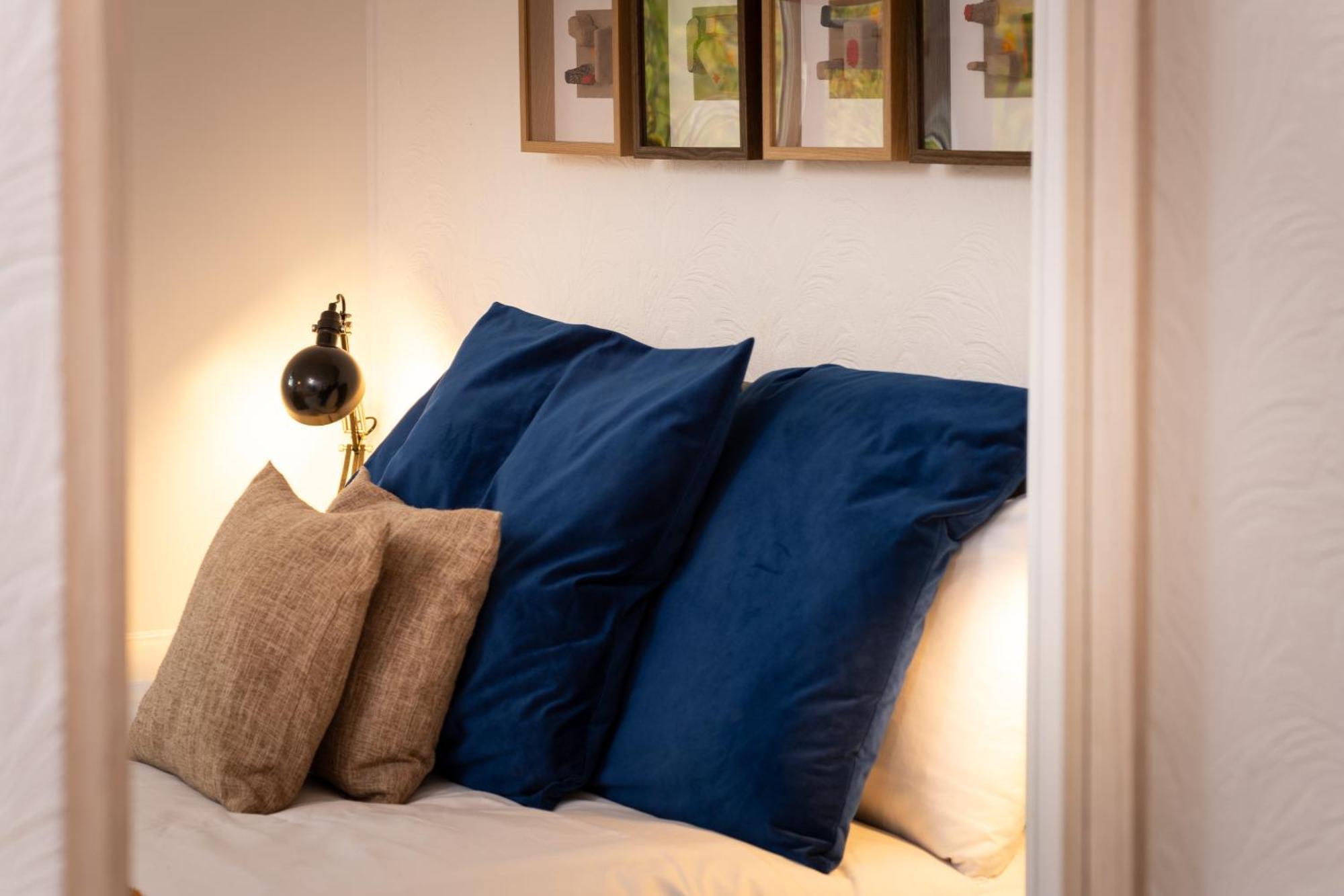 Holiday home Brett - Horfield - Away From - Sleeps 7 *