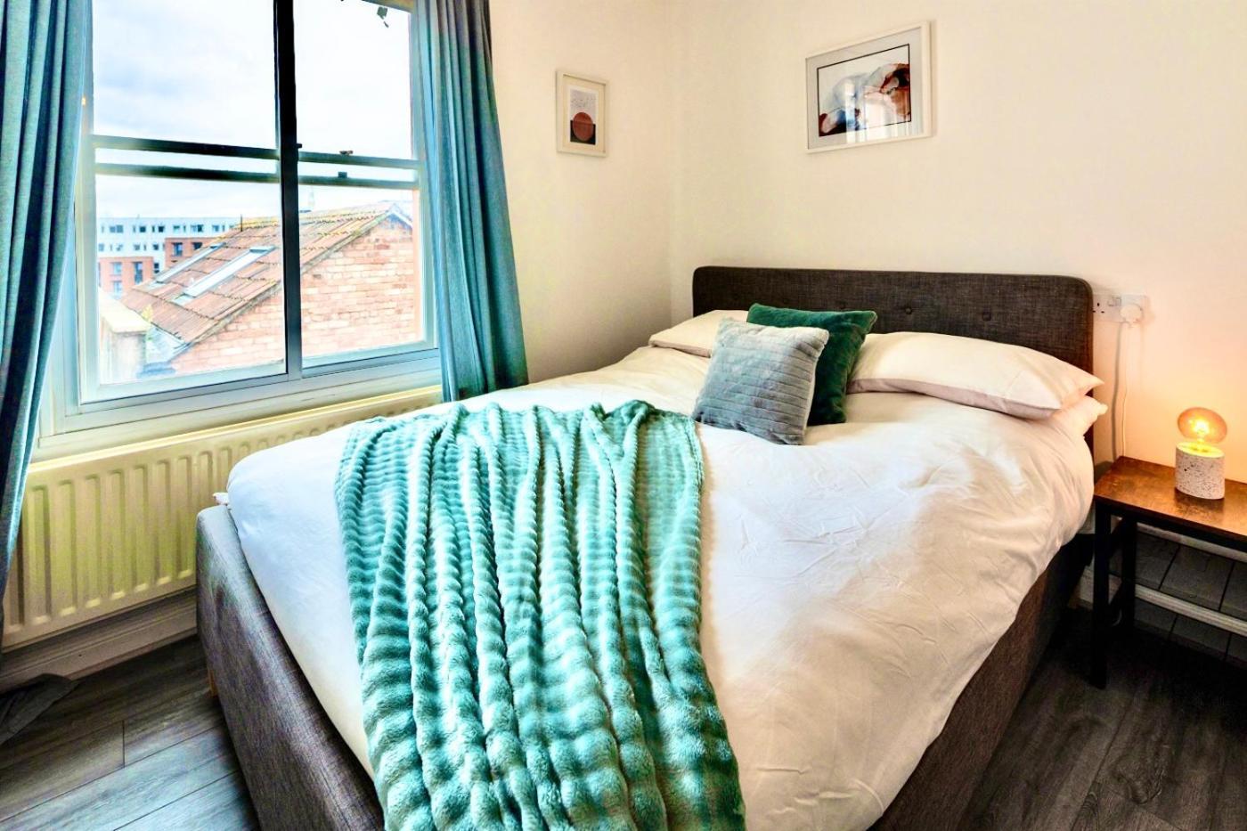 The Orange Factory By Altoluxoexperience Short Lets & Serviced With Free Wifi Bristol