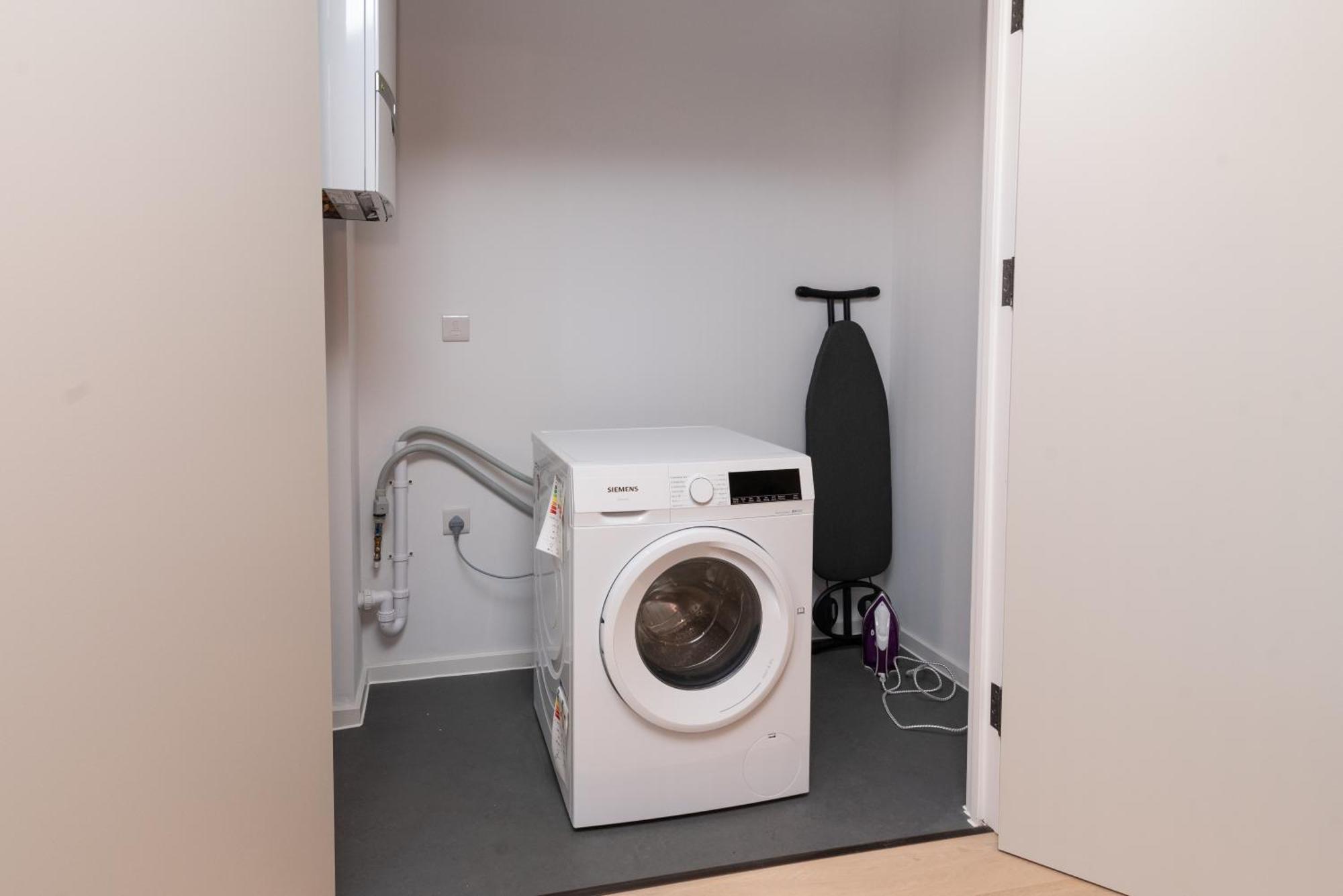 Holiday home Modern 5 Bedroom Town House With Off St Parking Bristol