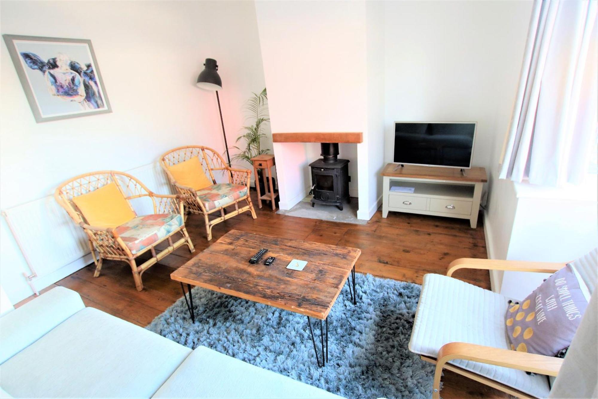 Holiday home Contemporary In Friendly Easton, Free Parking *