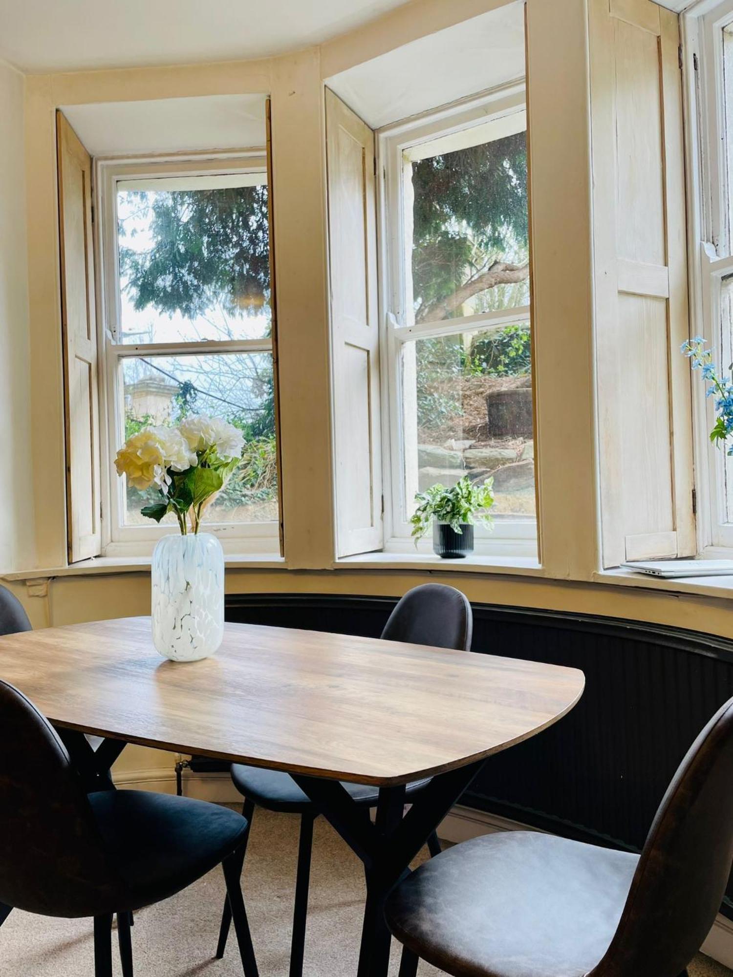 Restful Victorian With Garden Apartment *