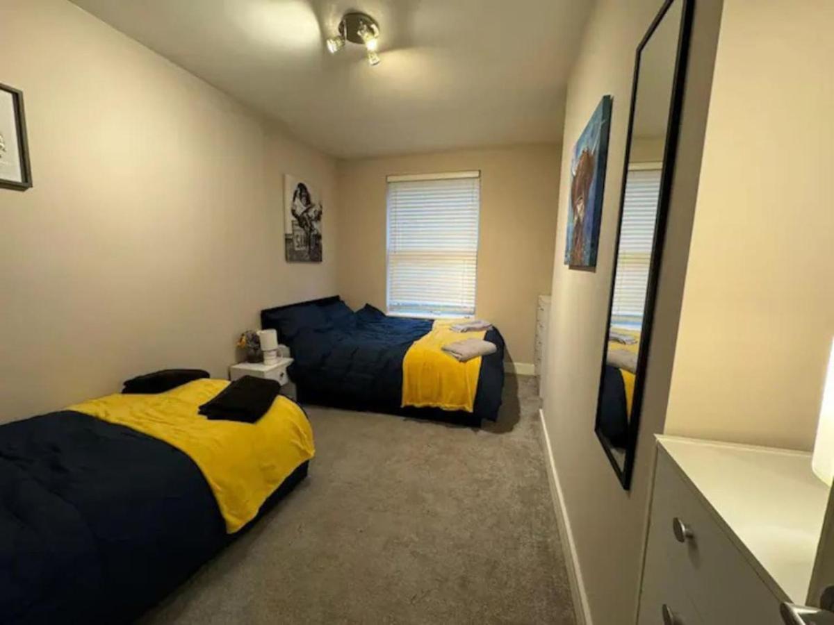Apartment Rd C - Location Long By Shortstayuk Bristol