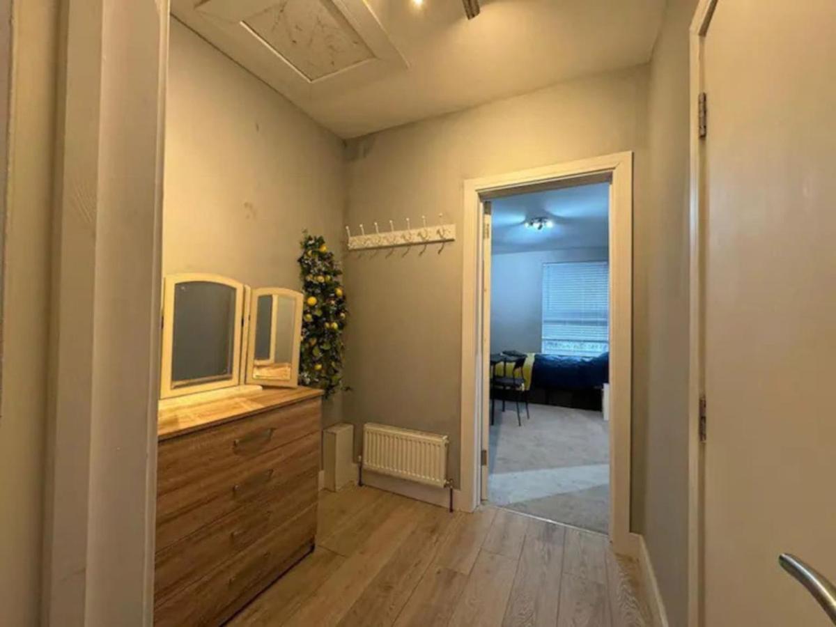 Apartment Rd C - Location Long By Shortstayuk