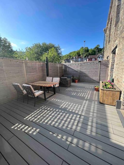 Oculus House - Luxe Riverside 2-bed - Next To Harbour & Cafes Apartment