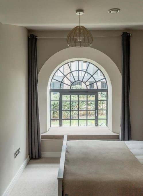 Oculus House - Luxe Riverside 2-bed - Next To Harbour & Cafes Apartment Bristol