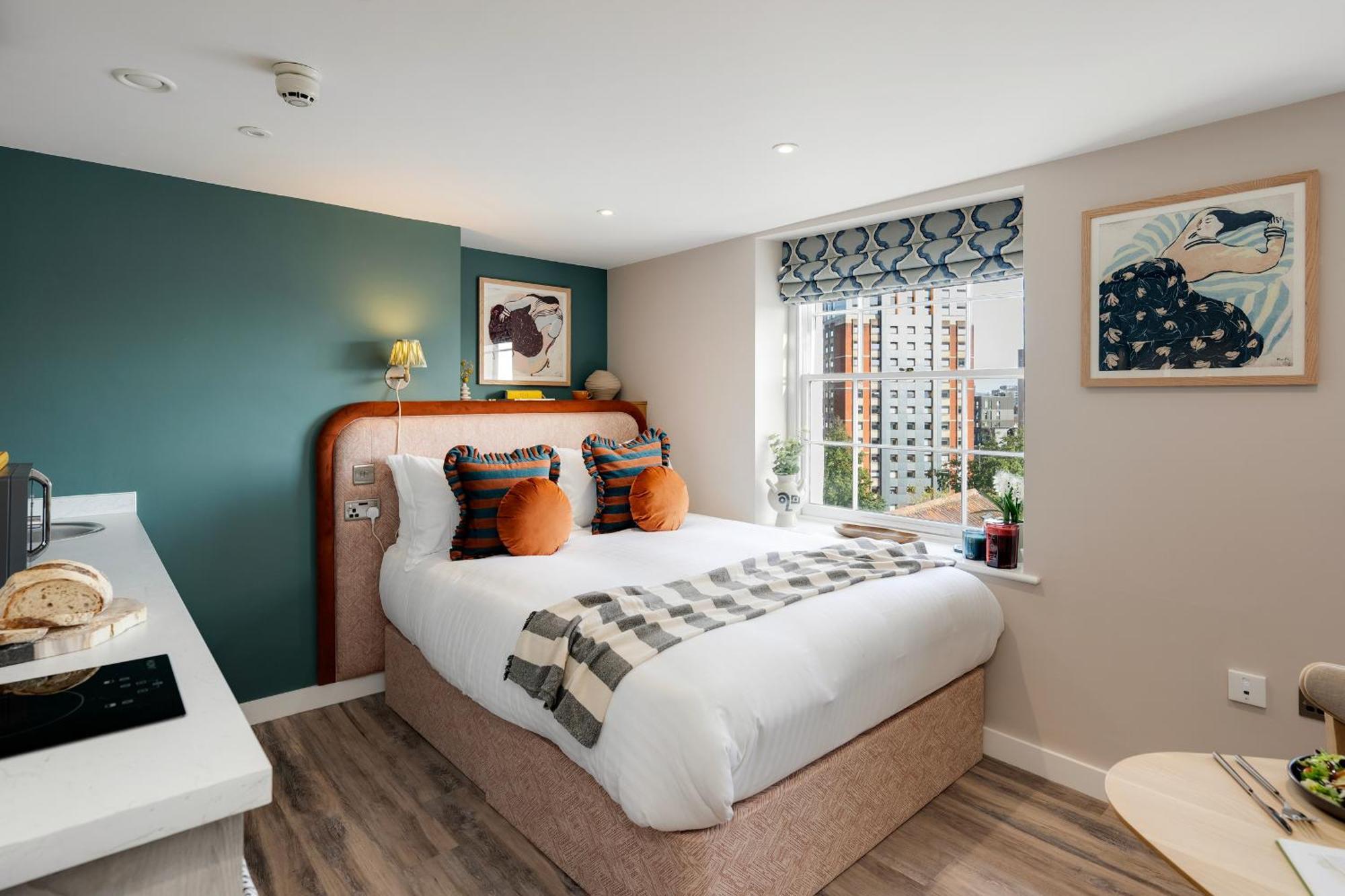 Colston Street I Your Apartment Bristol