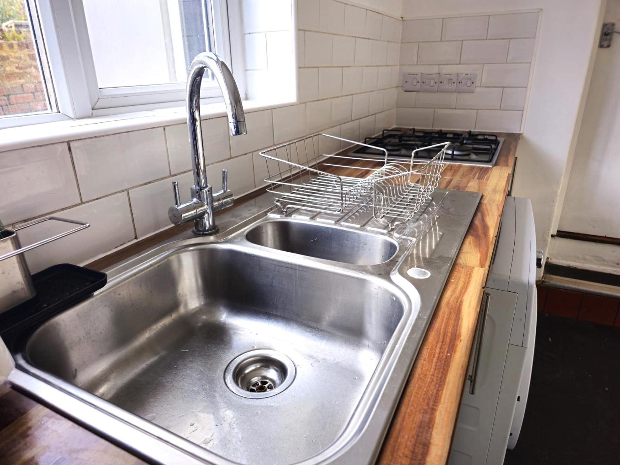 Homestay Adorable By Gloucester Road Bristol