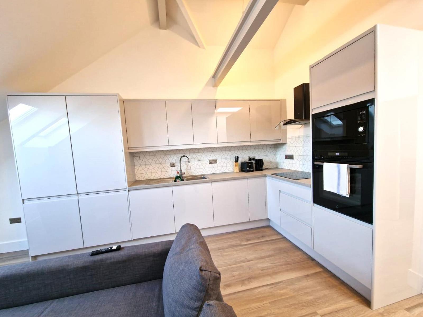 Alberton Apartment Bristol