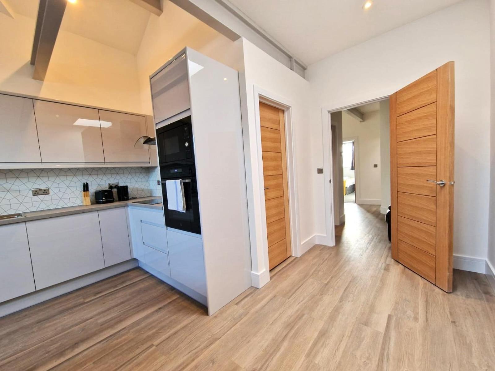 Alberton Apartment Bristol